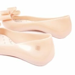 Zaxy Pop Bow Classic Shoes - Pink -Goodwin Smith 1ea2534b1f914369a67673309cfd9e11