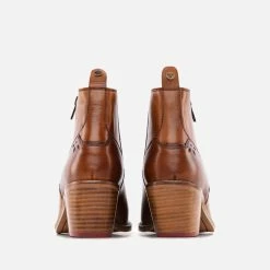 Goodwin Smith LADIES GS BRIAR TAN ZIP BOOT 9 Goodwin Smith LADIES GS BRIAR TAN ZIP BOOT -Goodwin Smith 20 06220 g 3 scaled