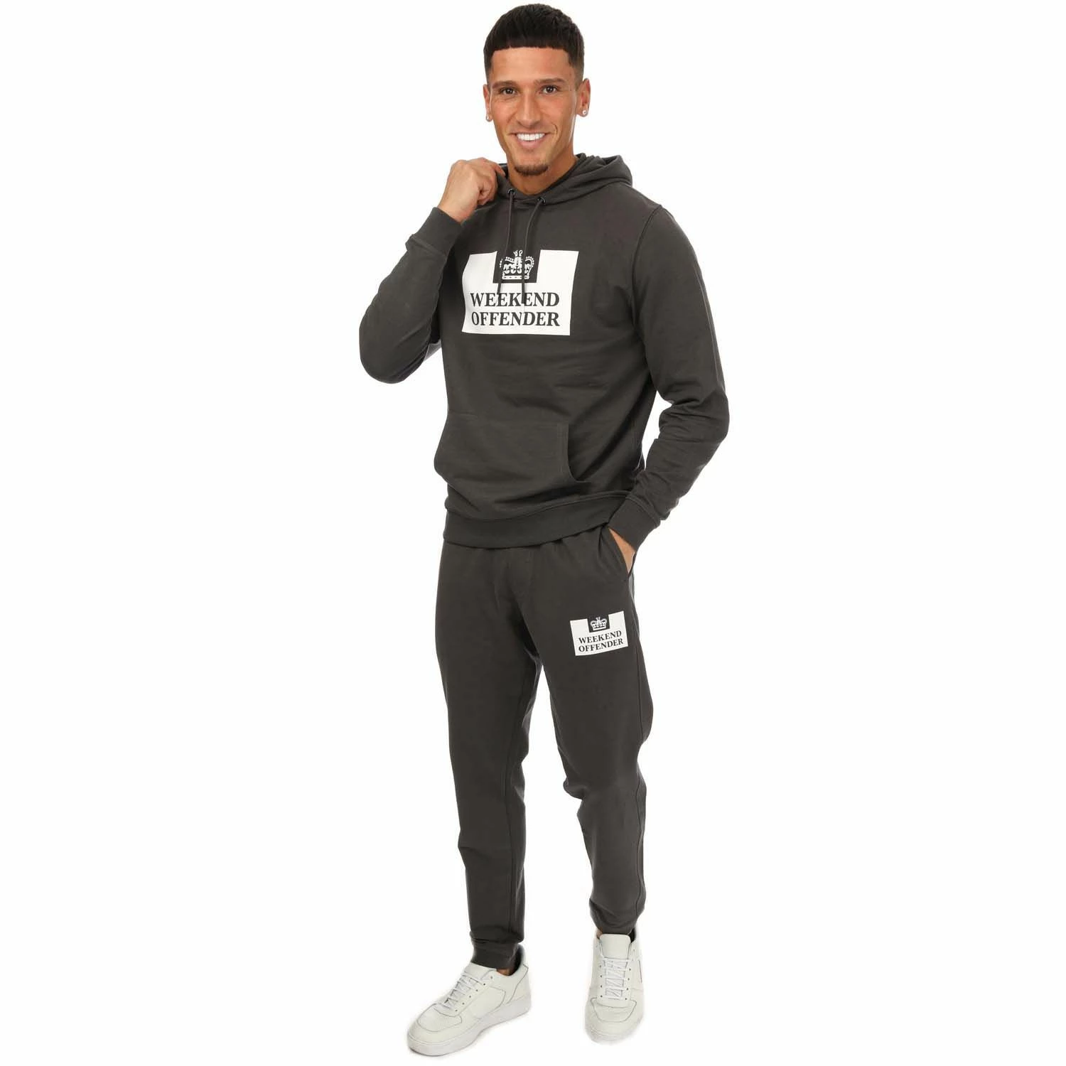 Men's Weekend Offender Vladvistock Jog Pant in Charcoal 5 Men's Weekend Offender Vladvistock Jog Pant in Charcoal - Image 3