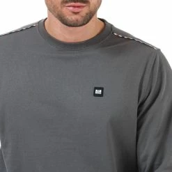 Men's Weekend Offender Dustin Checked Crew Sweat in Charcoal 12 Men's Weekend Offender Dustin Checked Crew Sweat in Charcoal -Goodwin Smith 58c6eadc981e40dc87e499048fb6112f